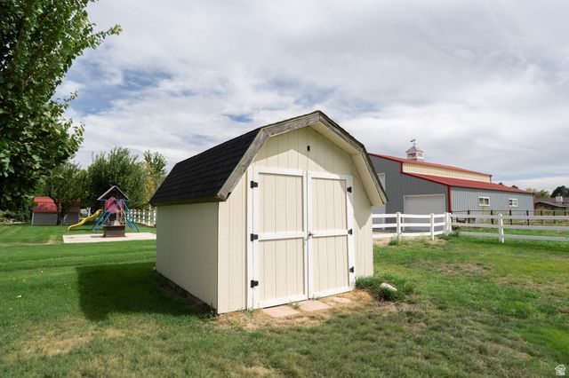 2129 W 2700 N, Farr West, UT 84404