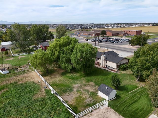 2129 W 2700 N, Farr West, UT 84404