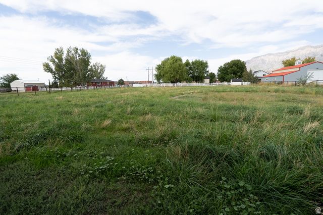 2129 W 2700 N, Farr West, UT 84404
