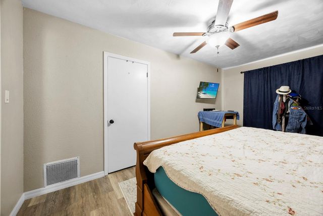 16149 E SPRING LAKE BOULEVARD, Fruitland Park, FL 34731