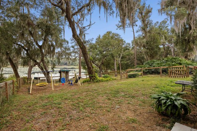 16149 E SPRING LAKE BOULEVARD, Fruitland Park, FL 34731