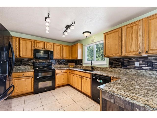 13909 Dahlia St, Thornton, CO 80602