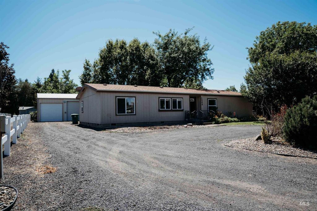 1832 Grelle Avenue, Lewiston, ID 83501