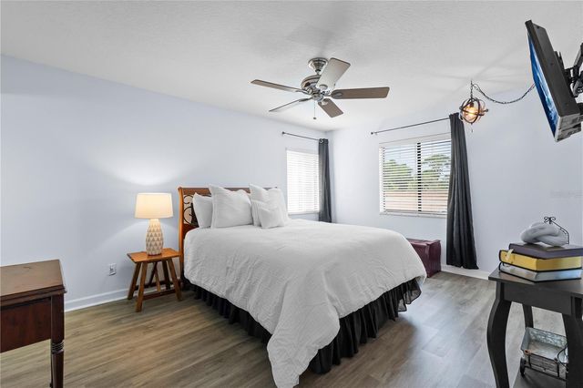 3600 MAGNOLIA RIDGE CIRCLE 1221, Palm Harbor, FL 34684