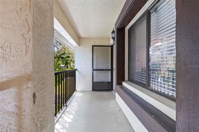 3600 MAGNOLIA RIDGE CIRCLE 1221, Palm Harbor, FL 34684
