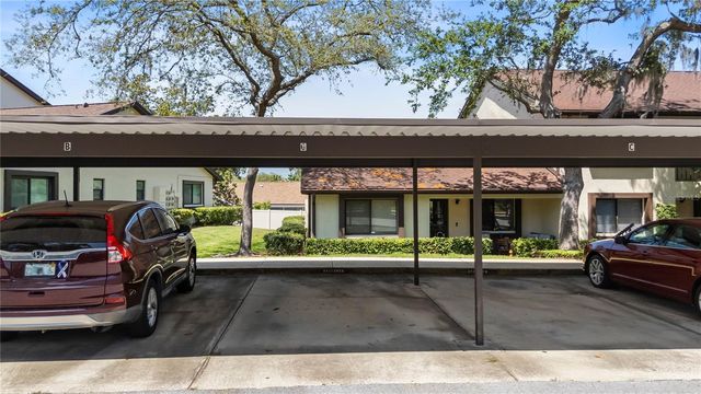 3600 MAGNOLIA RIDGE CIRCLE 1221, Palm Harbor, FL 34684