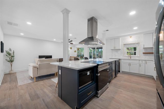 1608 AMBERLEA DRIVE N, Dunedin, FL 34698