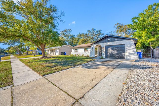 1608 AMBERLEA DRIVE N, Dunedin, FL 34698