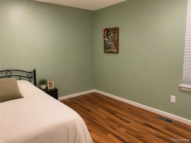 2636 Orbit Drive, Lake Orion, MI 48360