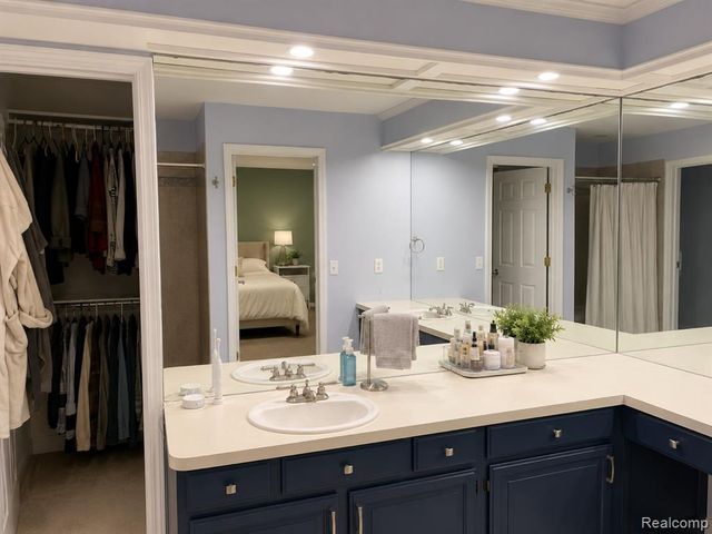 2636 Orbit Drive, Lake Orion, MI 48360