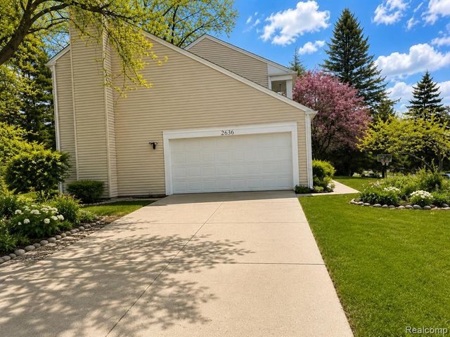 2636 Orbit Drive, Lake Orion, MI 48360