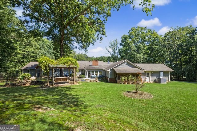 121 Peacock Road, Barnesville, GA 30204