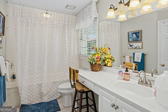 121 Peacock Road, Barnesville, GA 30204