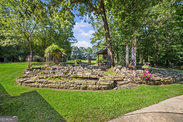 121 Peacock Road, Barnesville, GA 30204