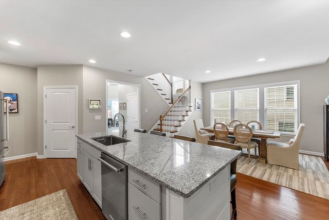 18 Birmingham, Plymouth, MA 02360