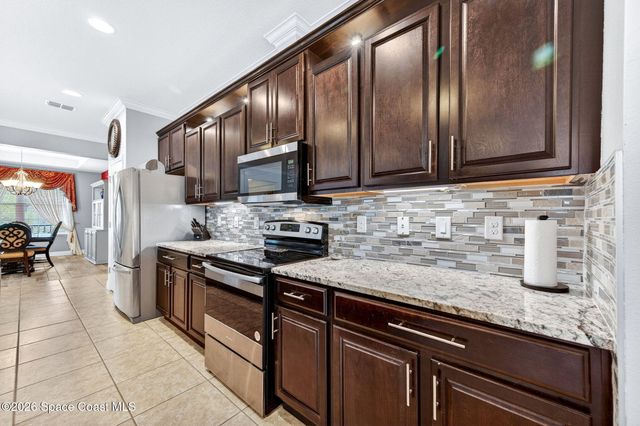 453 Danis Road SW, Palm Bay, FL 32908