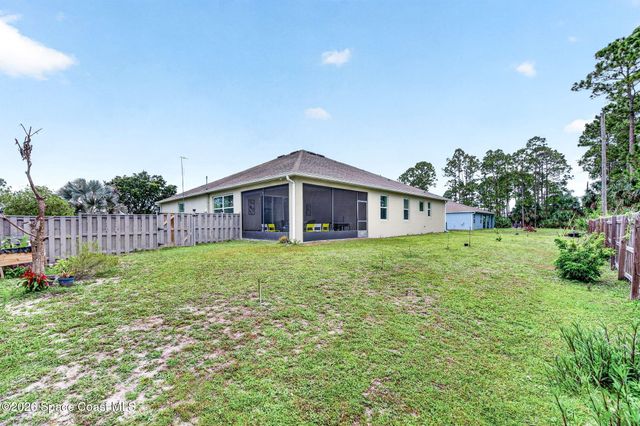 453 Danis Road SW, Palm Bay, FL 32908