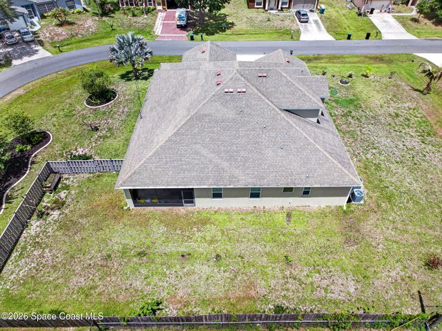453 Danis Road SW, Palm Bay, FL 32908