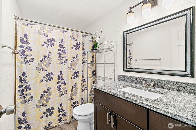 33011 18th Place S #F205, Federal Way, WA 98003