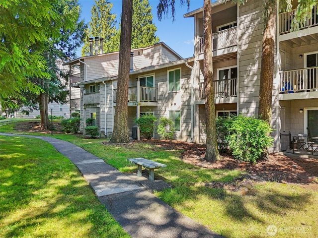 33011 18th Place S #F205, Federal Way, WA 98003