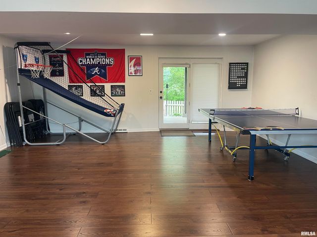 7228 N CRABAPPLE Court, Peoria, IL 61614