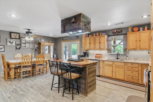 630 VZ County Road 1909, Edgewood, TX 75117