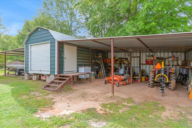 630 VZ County Road 1909, Edgewood, TX 75117