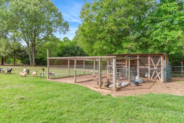 630 VZ County Road 1909, Edgewood, TX 75117