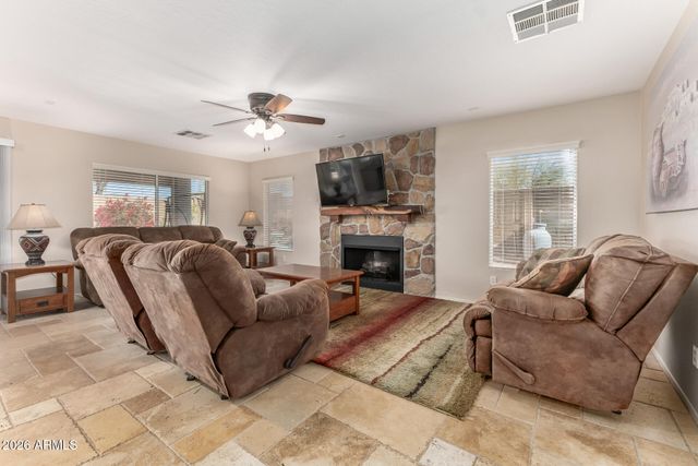 22128 W MESQUITE Drive, Buckeye, AZ 85326