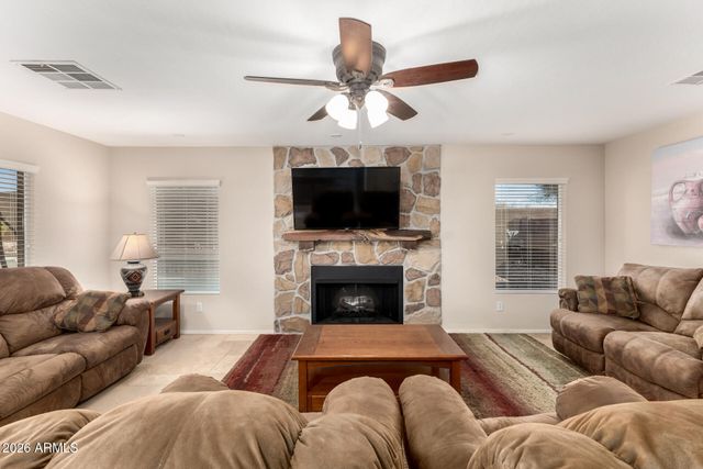 22128 W MESQUITE Drive, Buckeye, AZ 85326