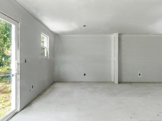 3203 Fruit Street, Clay Twp, MI 48001
