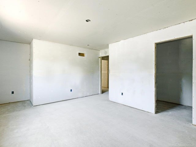 3203 Fruit Street, Clay Twp, MI 48001