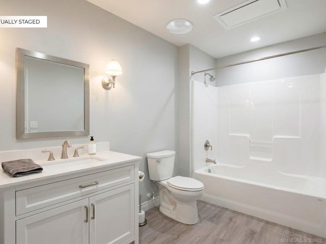 3203 Fruit Street, Clay Twp, MI 48001