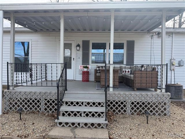 115 Hawbrook Place, Jerseyville, IL 62052