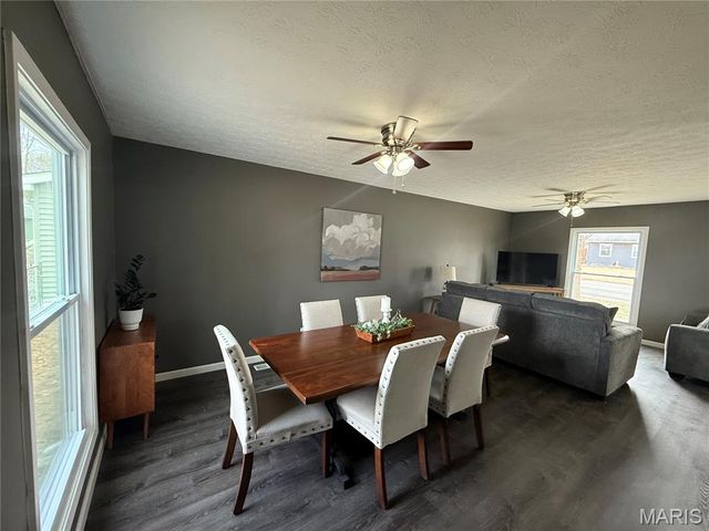 115 Hawbrook Place, Jerseyville, IL 62052