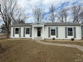 115 Hawbrook Place, Jerseyville, IL 62052