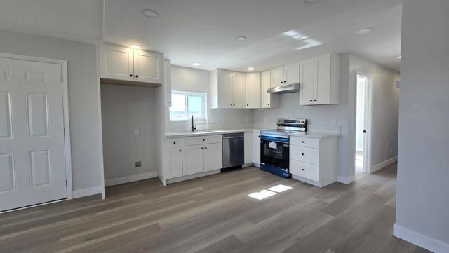 2655 Sea Wind Avenue, Thermal, CA 92274