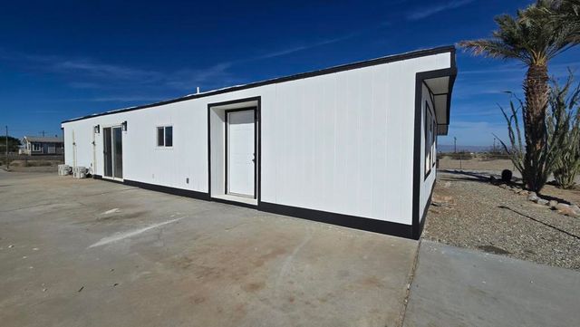 2655 Sea Wind Avenue, Thermal, CA 92274