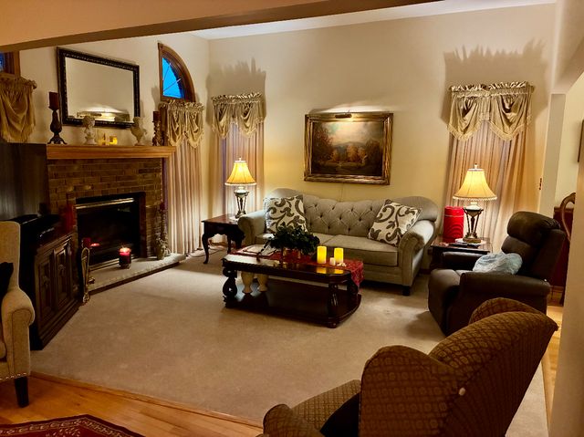 13733 Steeples Road, Lemont, IL 60439