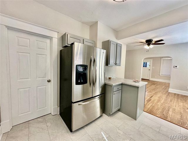 75 E Elm Street, Alton, IL 62002