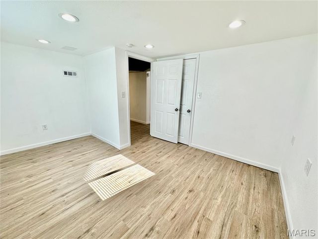 75 E Elm Street, Alton, IL 62002