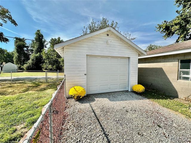 75 E Elm Street, Alton, IL 62002