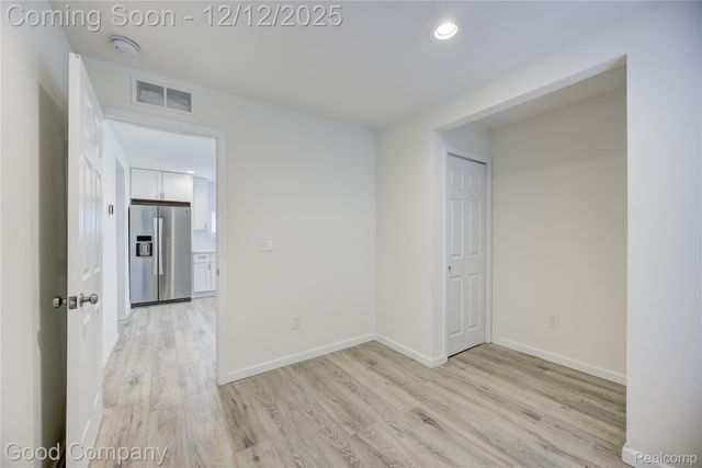 23826 Kate Avenue, Warren, MI 48091