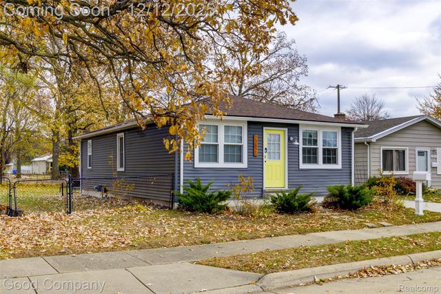 23826 Kate Avenue, Warren, MI 48091