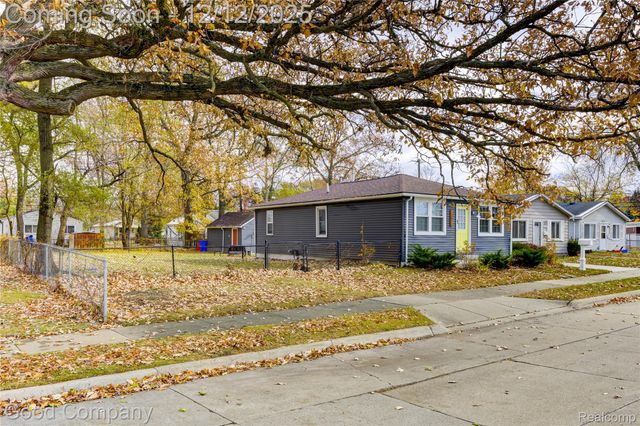 23826 Kate Avenue, Warren, MI 48091