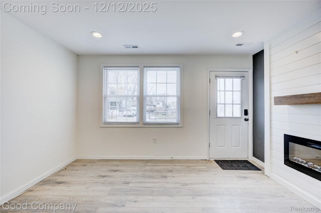 23826 Kate Avenue, Warren, MI 48091