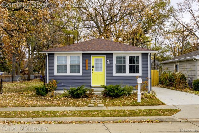 23826 Kate Avenue, Warren, MI 48091