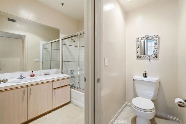 5350 White Oak Avenue 212, Encino, CA 91316