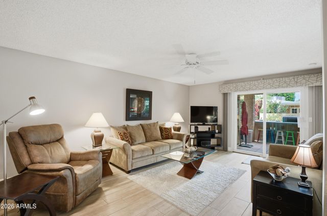 1032 E CLINTON Street, Phoenix, AZ 85020