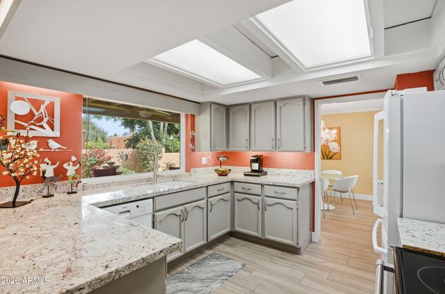 1032 E CLINTON Street, Phoenix, AZ 85020